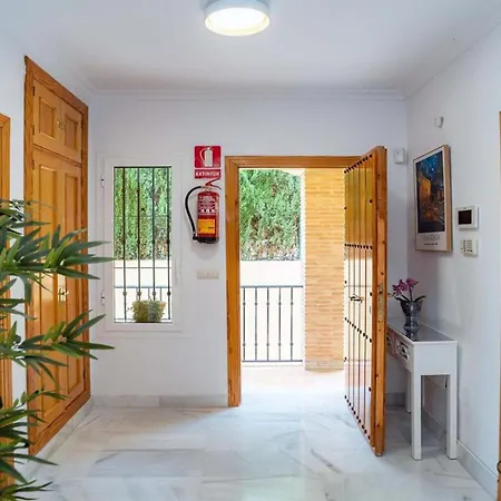 Hole In One - Goletmalaga Villa *